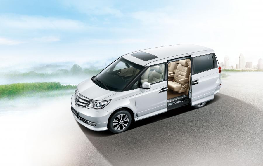  Honda Elysion 2012 года  (CN) (фото 2 из 19)